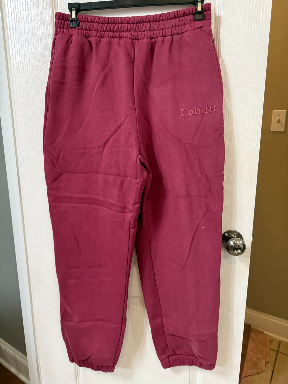 COMFRT Minimalist Sweatpants Color Berry XL Unisex